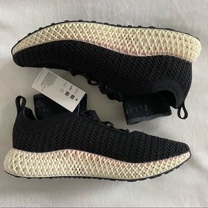 STELLA MCCARTNEY X ADIDAS APLHAEDGE 4D